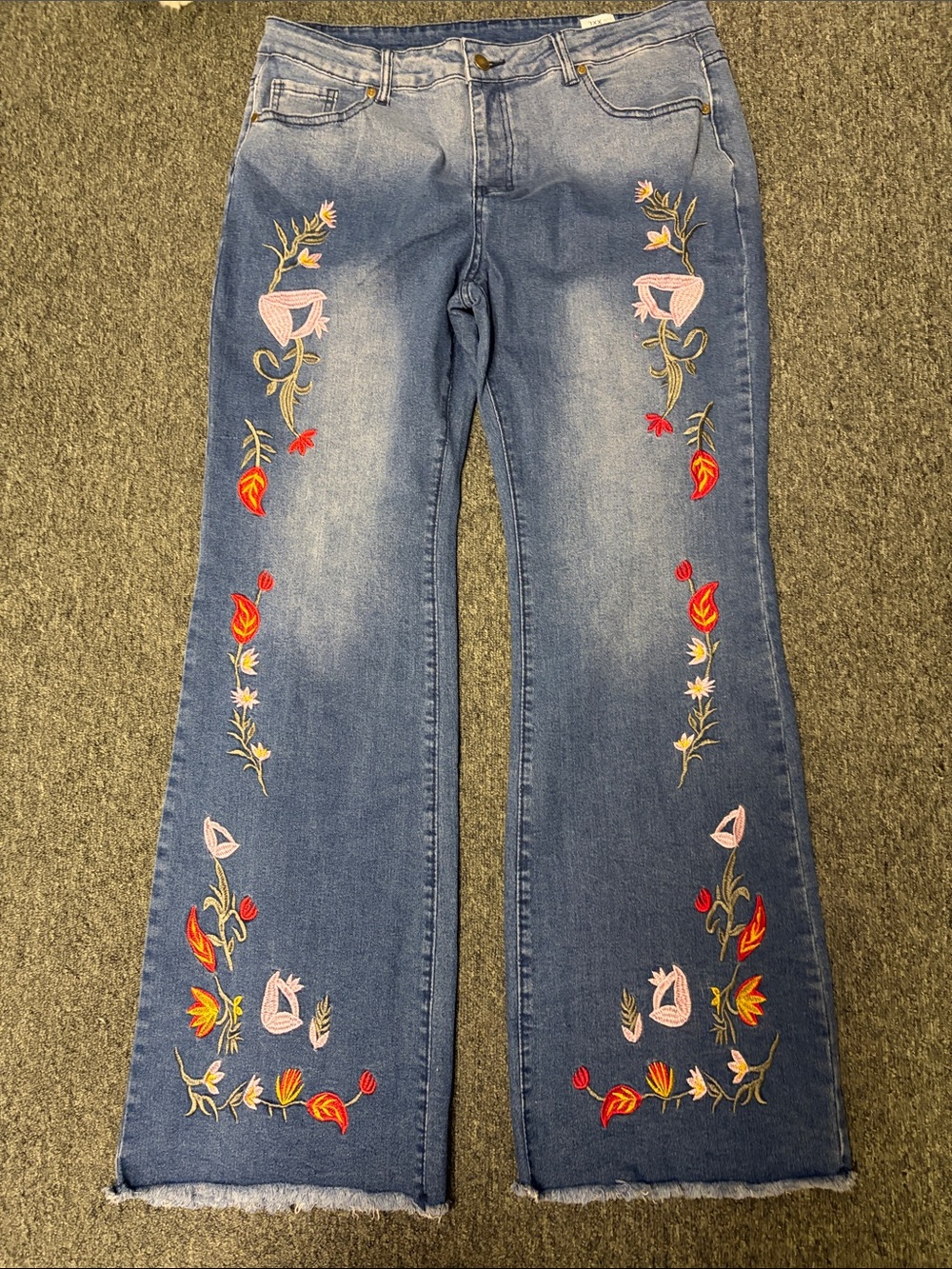 New Embroidered Floral Blue Women's Jeans